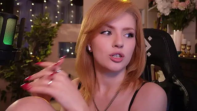 Chriss_Fox's Live XXX Chat