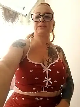 EMILY_ROUSSE71 Adlı Modelin Web Kamerası Şovu