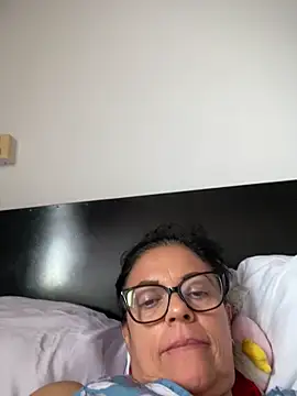 Chat +18 de Sharongirl07 ao vivo