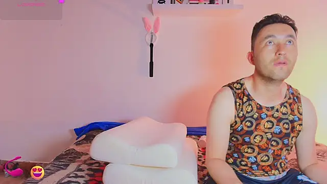 JeremmyAndStacyのライブXXXチャット