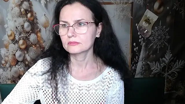 دردشة Miroslava_Happi الجنسية المباشرة