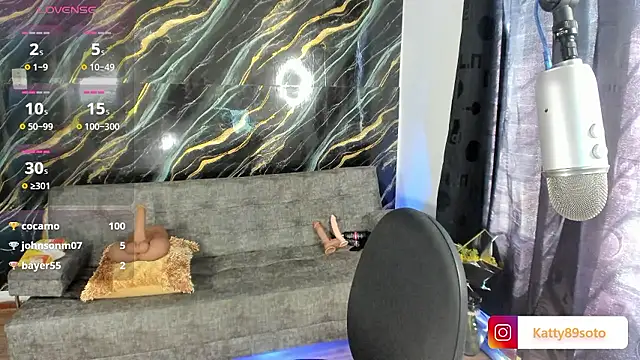 Kattysoto live XXX chat