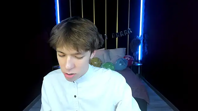 MarkBranston Live XXX-chat