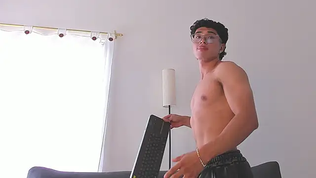 LittleMya_ Live XXX-chat