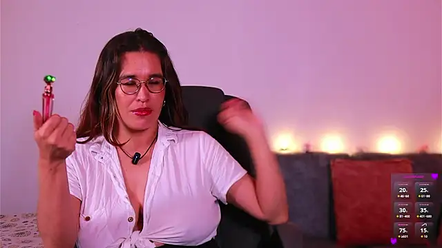 kathieandpovcock1 现场XXX聊天