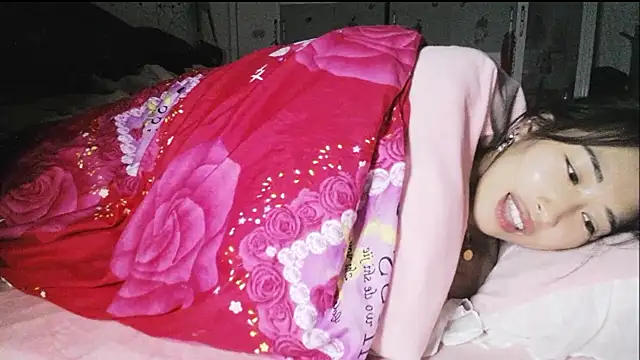 hebe-02のライブXXXチャット