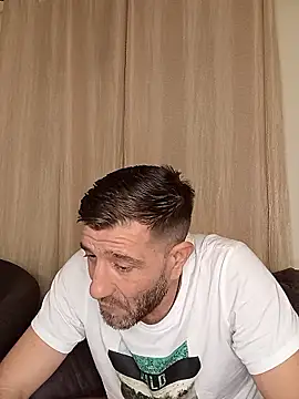 Alexdaniel89: онлайн-секс-чат