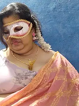 tamilthanushri's Live XXX Chat