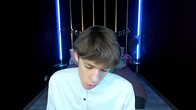 MarkBranston's Live XXX Chat