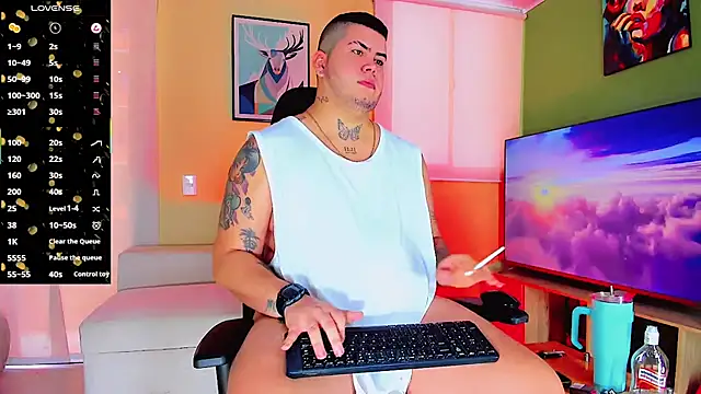 Thomas_chubbyxhot live XXX chat