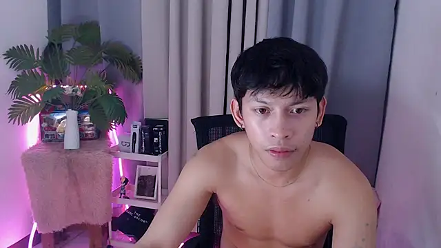 pinkcock_froi2305 即時 XXX 聊天