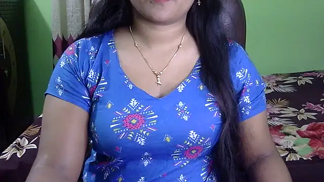 BengaliQueenStarのライブXXXチャット