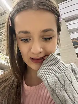 KittyQueeny's Webcam Show