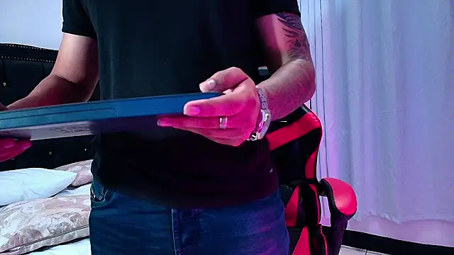 Chatroom XXX en direct de DalasNovoa