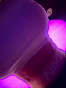 F3ckd0lllucy's Live XXX Chat