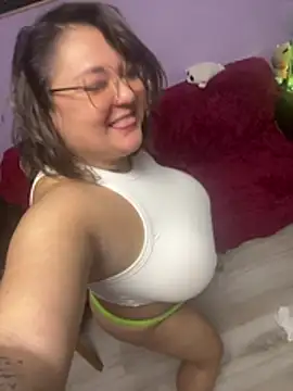 MikyVesela's Live XXX Chat