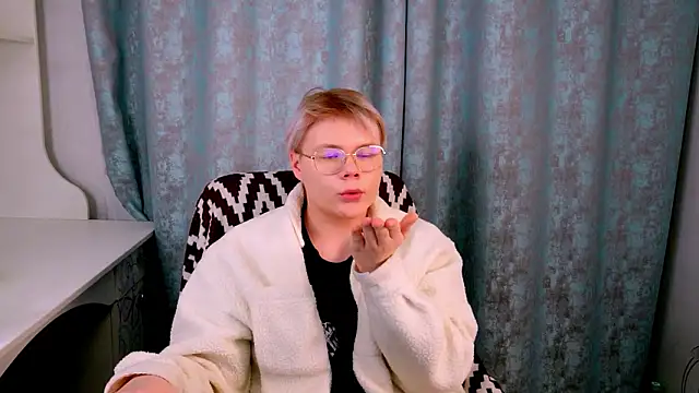 Brian_Mils' Live XXX Chat