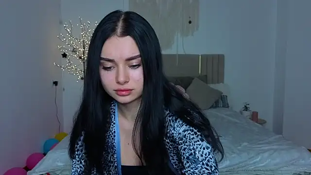 Silena_sky's Live XXX Chat