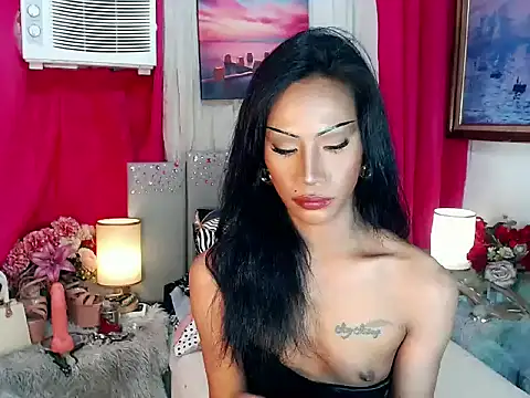 Tarah_MC_Collins: вебкам-шоу