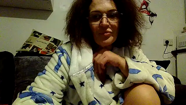 RubyyRosee লাইভ XXX চ্যাট