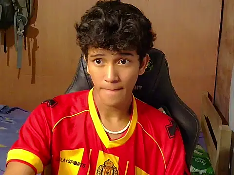 hugekenbigcock Webcam show