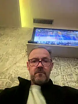 Pertunjukan Kamera Web bigzvon