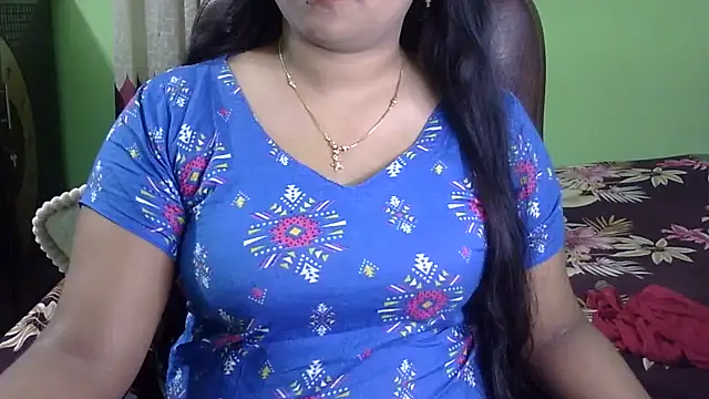 BengaliQueenStar Chat XXX in diretta