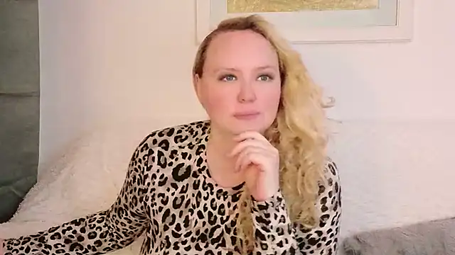 Sarah4youのライブXXXチャット