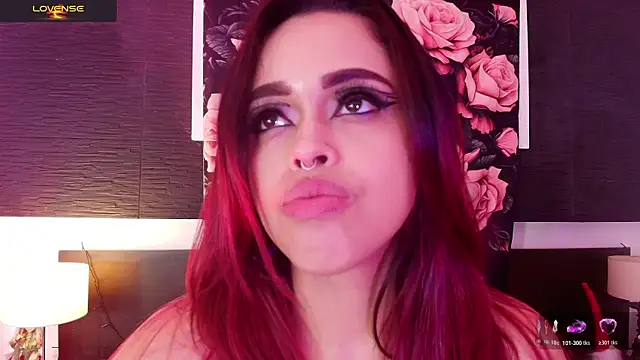 EvaaFoxxy1 élő XXX-chatje