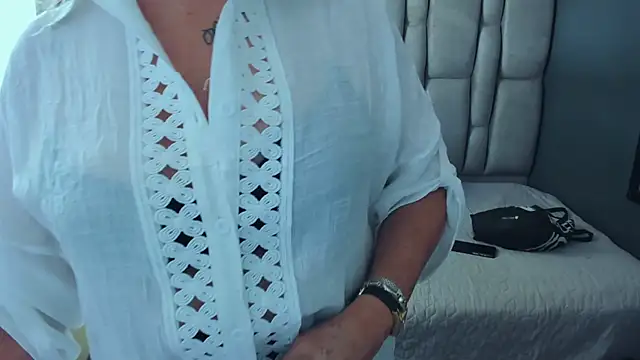 Živý XXX chat ScarletHoot_