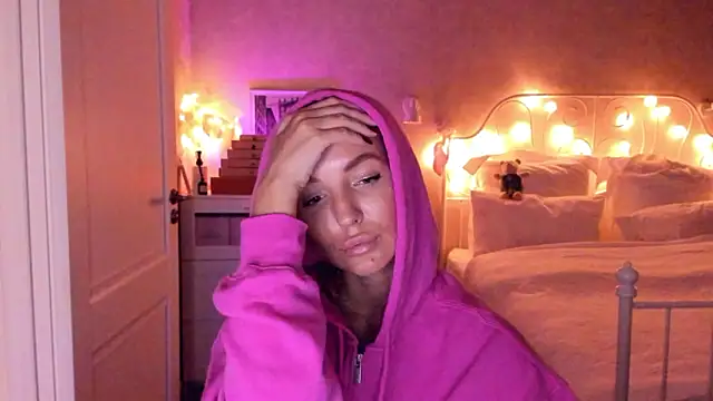 aestetick 现场XXX聊天