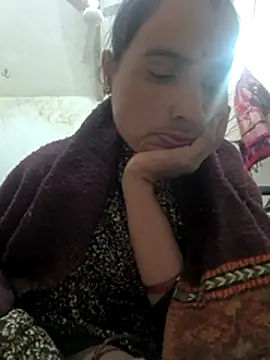 Hot_raaani Webcam show