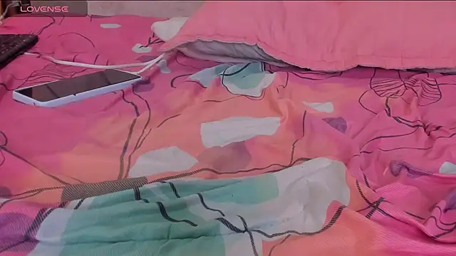 AMARA_BRUNETのライブXXXチャット