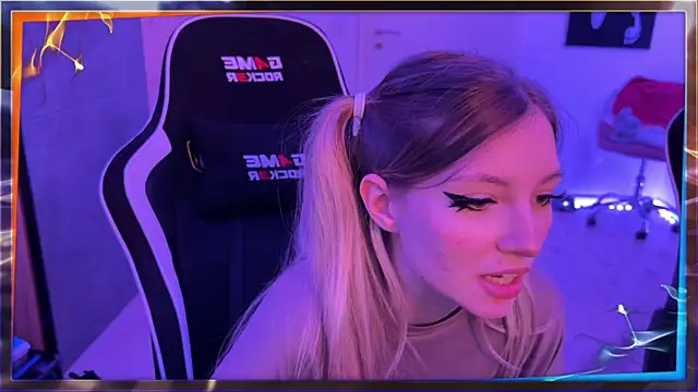 SweetSin666 Chat XXX live