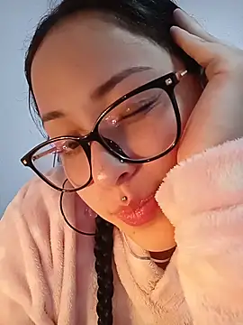 Chat XXX en directo de Bella-Gema