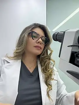 alicee16's Live XXX Chat