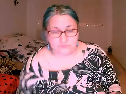 XXX chat uživo modela BlondyBigBoobs