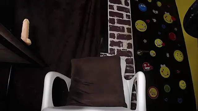 samrocker_sex élő XXX-chatje