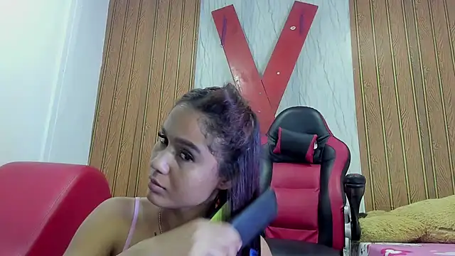 MarianaManzur 现场XXX聊天