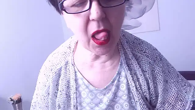 Chatroom XXX en direct de ChristaRose