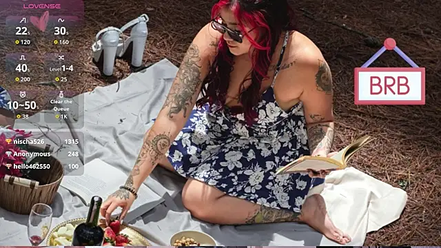 Lissy__Addams Show in webcam