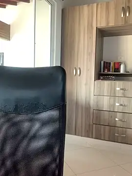 دردشة sweet-abbie الجنسية المباشرة