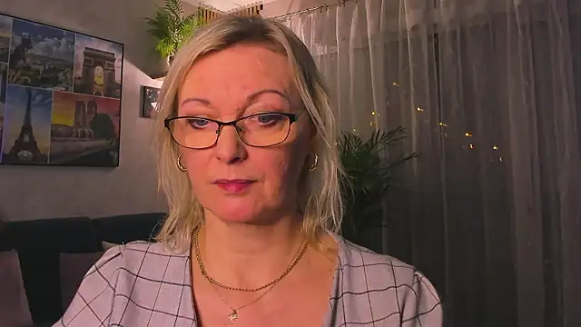 vanessa_chatのウェブカメラショー