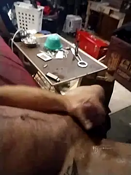 AceticPinscher's Live XXX Chat