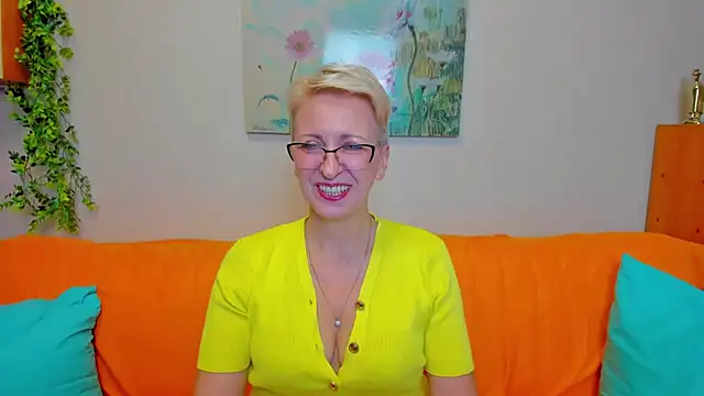 دردشة iamyourdream89 الجنسية المباشرة