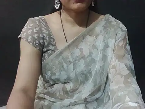 Thilothama_Vaishu Chat XXX live