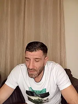 Alexdaniel89's Live XXX Chat