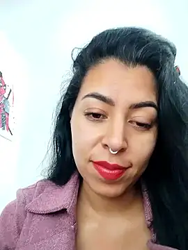 Luianna's Live XXX Chat