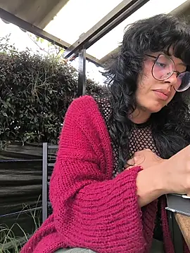 Fun_Everywhere's Live XXX Chat