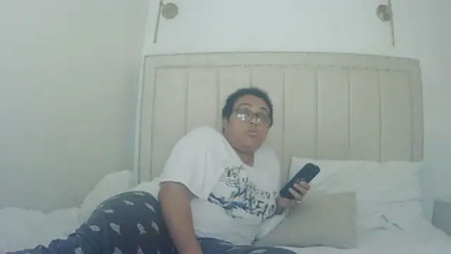 vanilla_chocolate23's Live XXX Chat